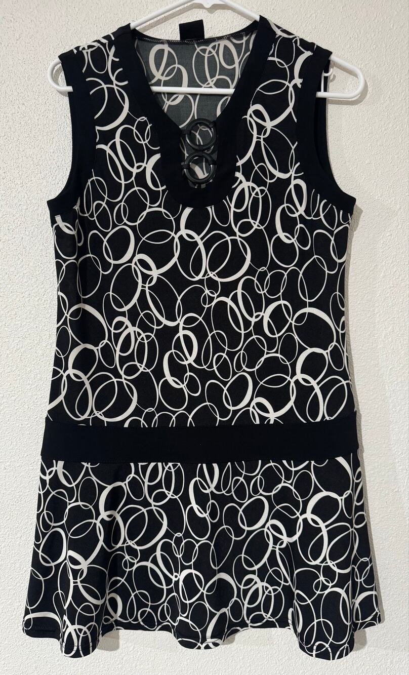 Tribal Sporty Tennis Golf Mini Black White Geometric Circle O-Ring Dress M - Picture 1 of 7